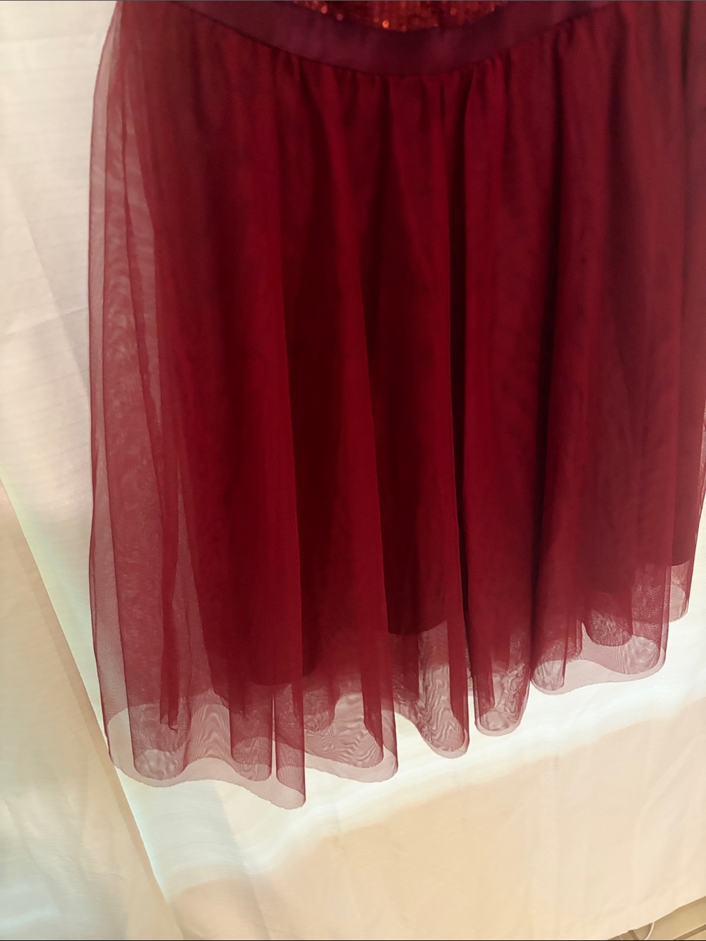 One-Shoulder Sequin & Tulle Dress in Burgundy - Picture 4 of 5